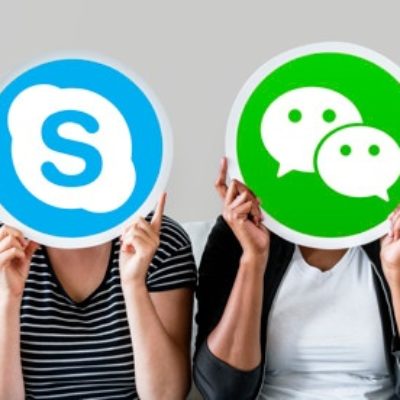 Comment les statuts WhatsApp nous renseignent sur la personnalité des individus